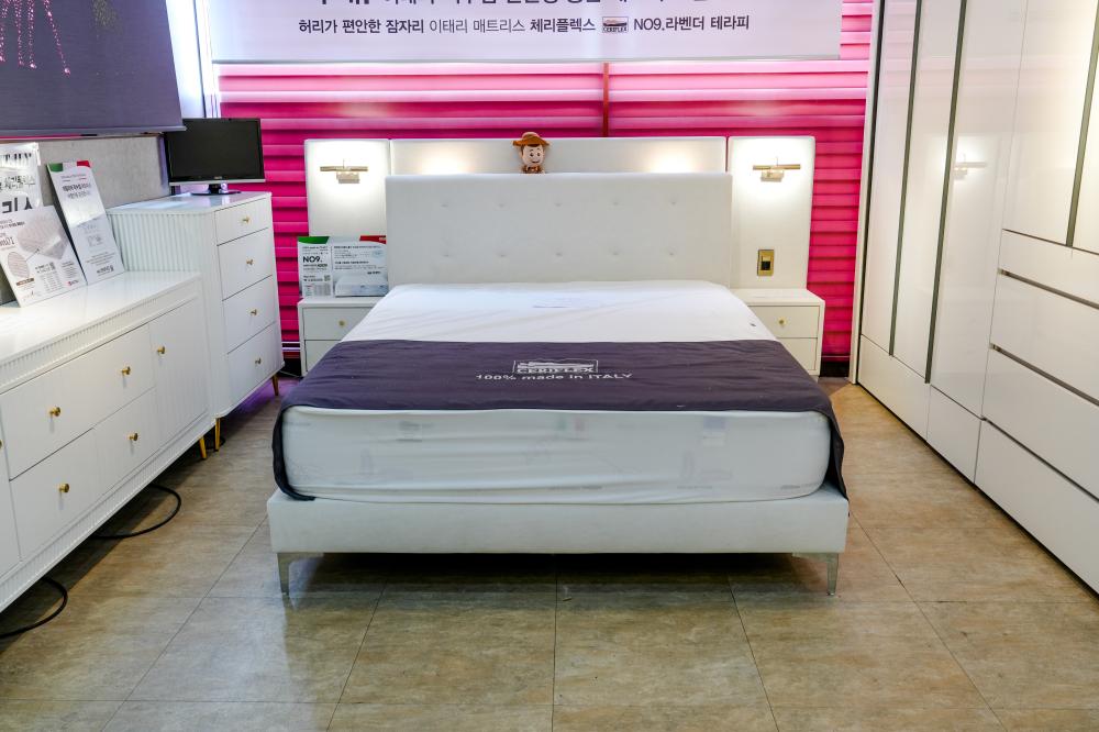 패브릭 호텔침대