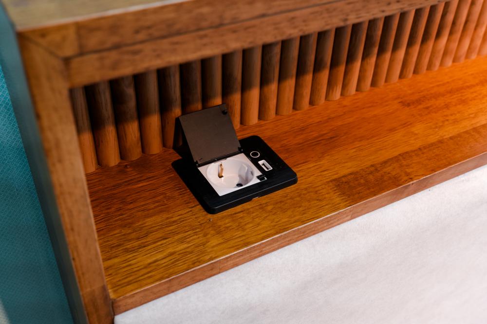 원목 패브릭 침대