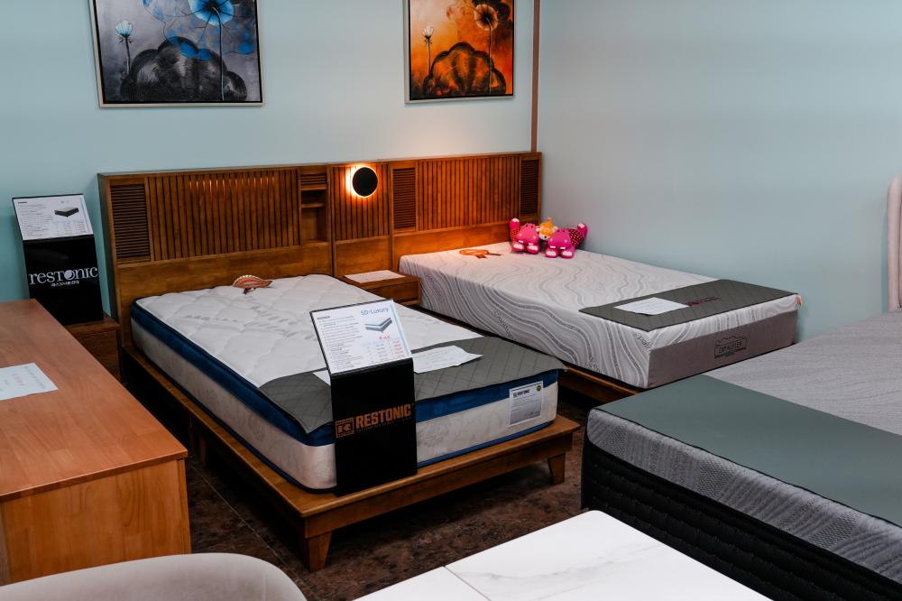 원목 더블 침대