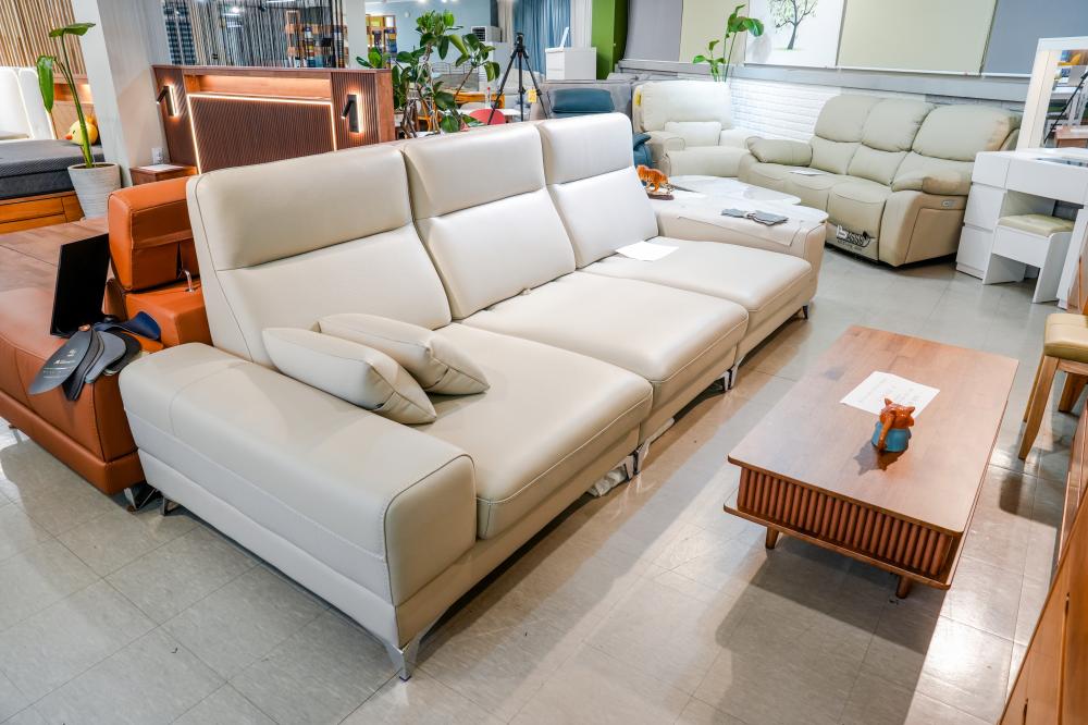 화이트 스윙 가죽소파