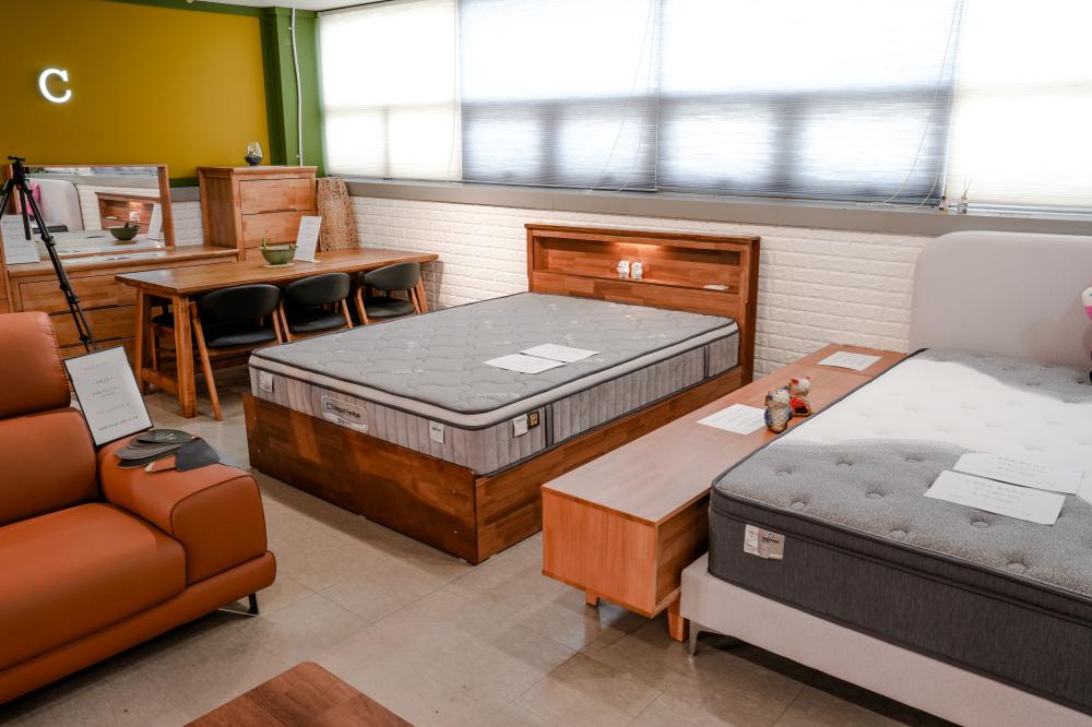 원목 수납형 침대